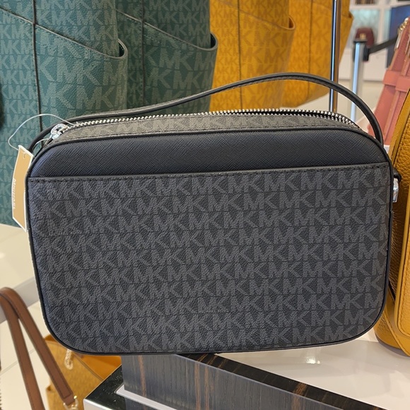 Michael Kors Jet Set Item Large East West Zip Chain MK Signature Crossbody Bag - Picture 16 of 16